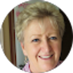 Profile photo of Sandy Swift