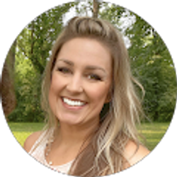 Profile photo of Tracey Lendzion