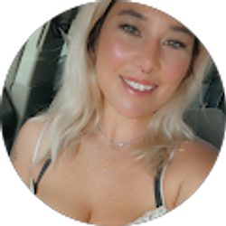 Profile photo of chey perry