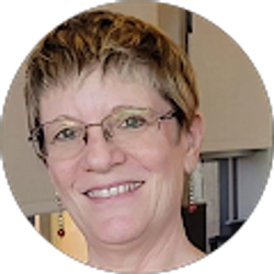 Profile photo of Lisa Nelson