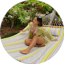 Profile photo of Lore Bonilla