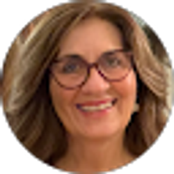 Profile photo of CLEA CORREA