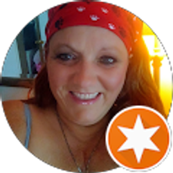 Profile photo of Vicky Horn