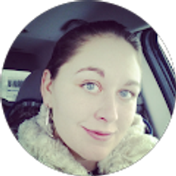 Profile photo of Amanda Perry