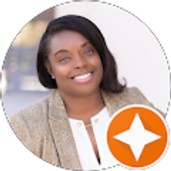 Profile photo of Nadia Clarke