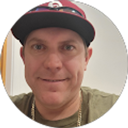 Profile photo of Robert Hildenbrand