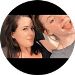 Profile photo of Laura