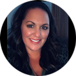 Profile photo of Deirdre Welch