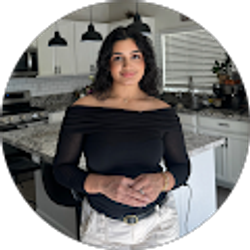 Profile photo of Amna Zafar