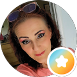 Profile photo of Jennifer Wahl