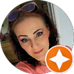 Profile photo of Jennifer Wahl