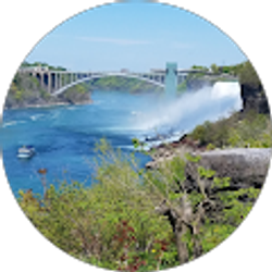 Profile photo of April Thomas