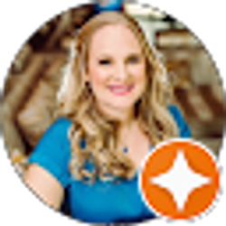 Profile photo of Shayna Oltmans