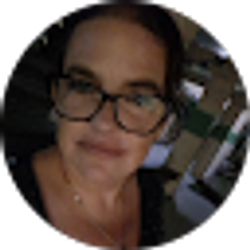 Profile photo of Kelly Cambre