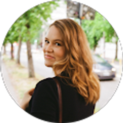 Profile photo of Claire Kurronen