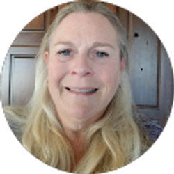 Profile photo of Marianne Hayes Smith