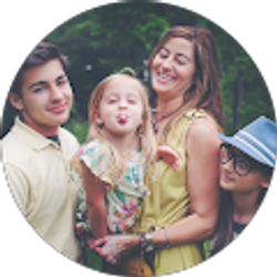 Profile photo of Vanessa Diel