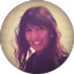 Profile photo of Lisa Luna