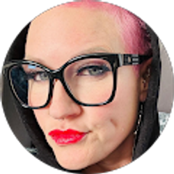 Profile photo of Fab Pink