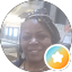 Profile photo of julia whie