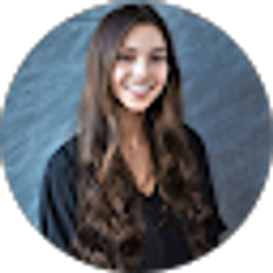 Profile photo of Gaby Alvira