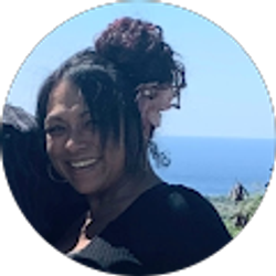 Profile photo of Leilani Simons