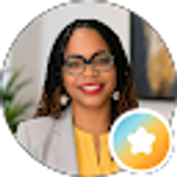 Profile photo of Tracy Holmes