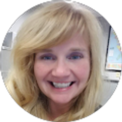 Profile photo of Lisa Owens