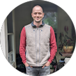 Profile photo of Bobby Galvan