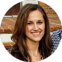 Profile photo of Carrie Donald