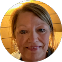 Profile photo of Debbie Lee