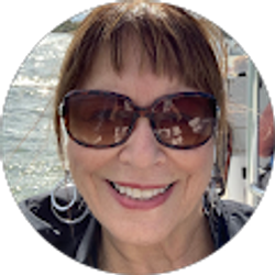 Profile photo of Ellen Dunkle