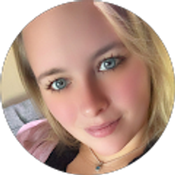 Profile photo of Samantha Magee