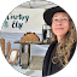 Profile photo of Courtney Niederer