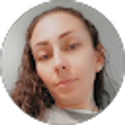 Profile photo of Laura Blue