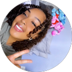 Profile photo of janaayelizabeth