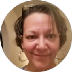 Profile photo of Elina Derr