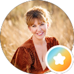 Profile photo of Desiree Suchy