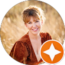 Profile photo of Desiree Suchy