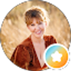 Profile photo of Desiree Suchy