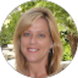 Profile photo of Julie Filppi