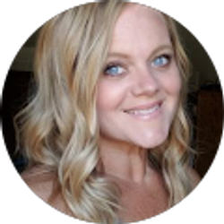 Profile photo of Suzie Henke