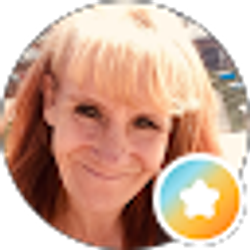 Profile photo of Shelly Bowden