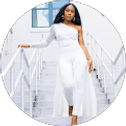 Profile photo of Amy Leigh