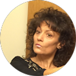 Profile photo of Angela Alberalla