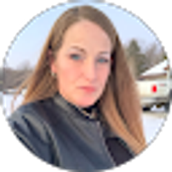 Profile photo of stephanie nurkala