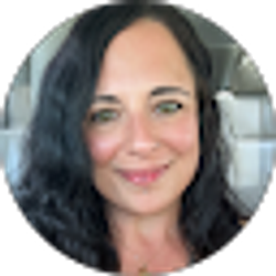 Profile photo of Reanna Arnold