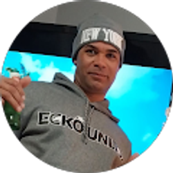 Profile photo of Yurisander Quiñones