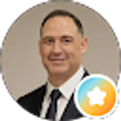 Profile photo of Aaron Oskian