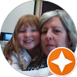 Profile photo of Sandra Hunter